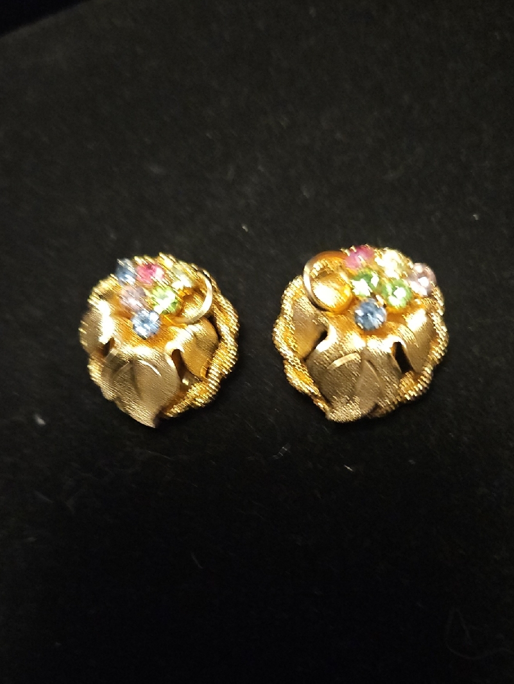 KRAMER Vintage Goldtone Floral Clip-On Earrings with Multicolor Stones